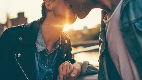 Обичам те сега и завинаги