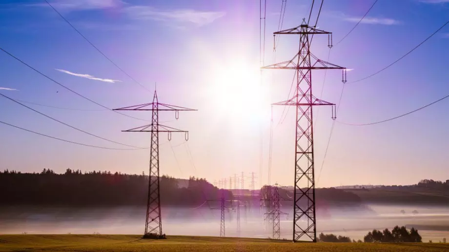 КРИБ: Скъпият ток застрашава икономиката и държавата