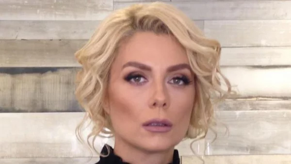 Венета Райкова: Развеждам се