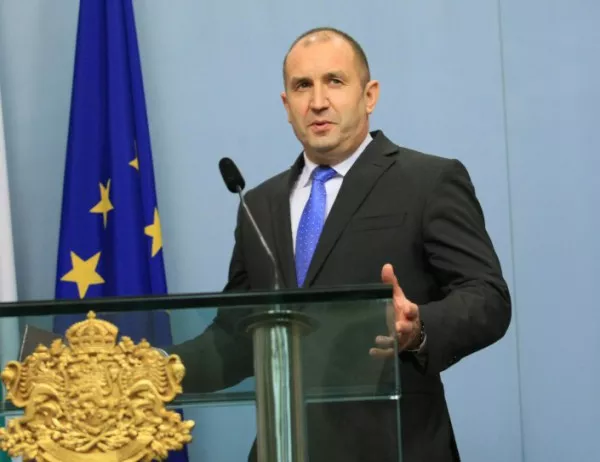 Радев: Българският народ очаква от военните си сигурност