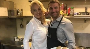 Eкс-министърът на транспорта Кристиан Кръстев – гост-готвач в ресторанта на Петя Раева