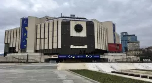 Държавата спасява закъсалия НДК с 8 милиона лева