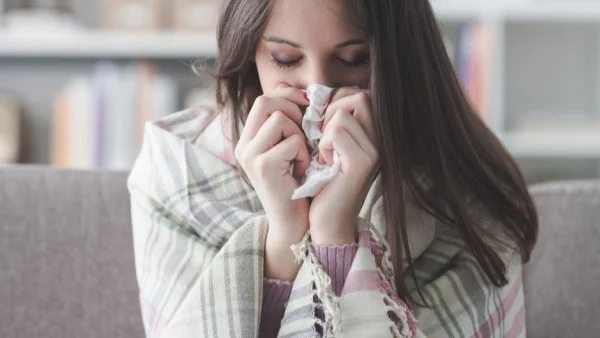 Тези 2 билки помагат ефикасно при настинка