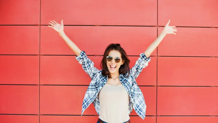 Проучване разкри на каква възраст човек се чувства най-щастлив