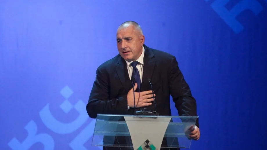 Борисов убеждава ЕП, че е "зелен" човек с примери за щъркелчета и блатни кокичета