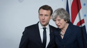 Макрон попари надеждите на Тереза Мей за специална сделка след Brexit