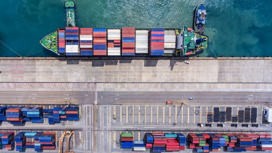 Свива се българският износ за трети страни