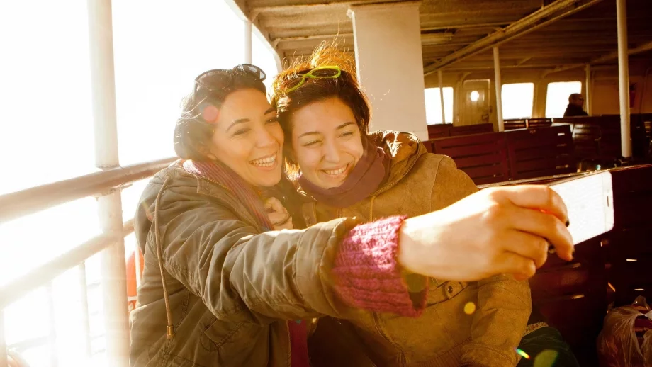 3 приложения за забавни селфи снимки