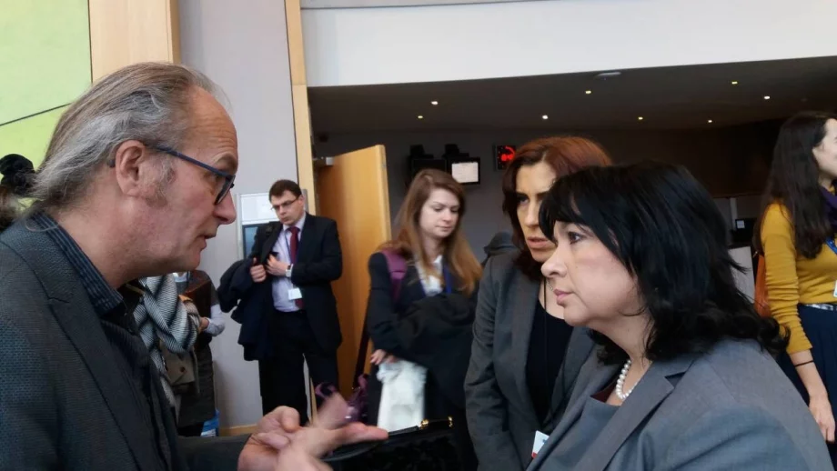 Петкова пред ЕП: Приоритет ни е постигането на консенсус в енергийната политика