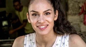  Даяна Ханджиева: Искам да съм като Анджелина Джоли