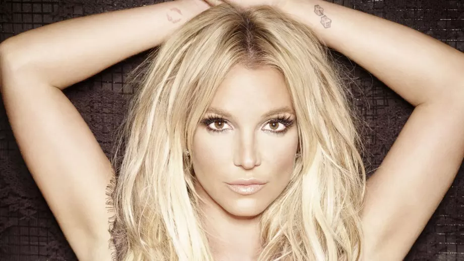 Вижте как Бритни Спиърс изплаши феновете си (ВИДЕО)