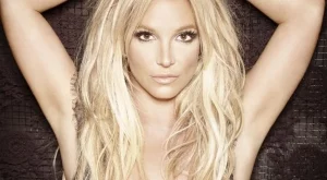 Бритни Спиърс тръгва на турне