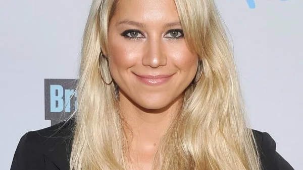 Вижте Ана Курникова след раждането (видео)