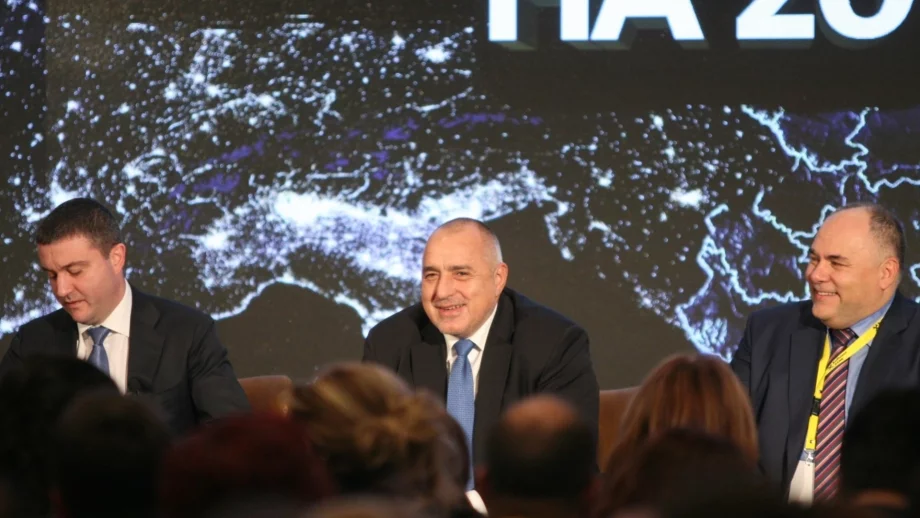 Спрете се с протестите, призова Борисов