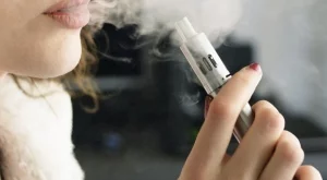 Електронната цигара уврежда ДНК-то