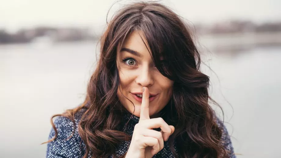 На кои зодии може да поверите своите тайни и на кои не   