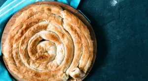 Не сте яли по-вкусна постна баница с ориз и праз