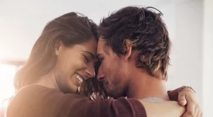 Любовта ни прави зависими