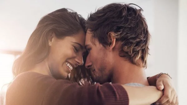 Любовта ни прави зависими