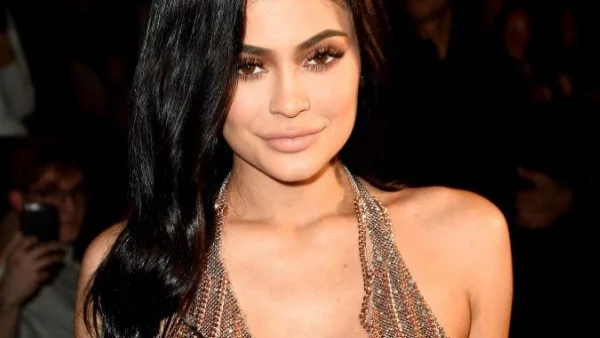 Кайли Дженър роди (видео)