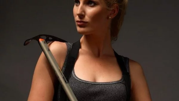 Единствената жена, прекосила сама Великата китайска стена, идва у нас