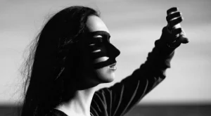 Ние, мъртвите от любов