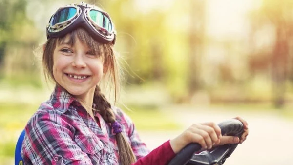 Кукла за момчето, кола за момичето. Дали?! 