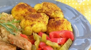 Свинско бонфиле с киноа, чушки и печен карфиол