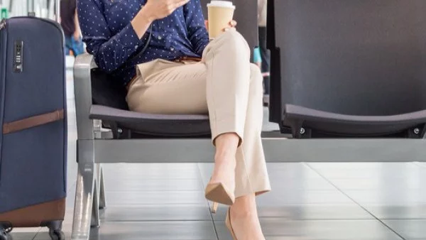 Начинът, по който седиш, издава каква си