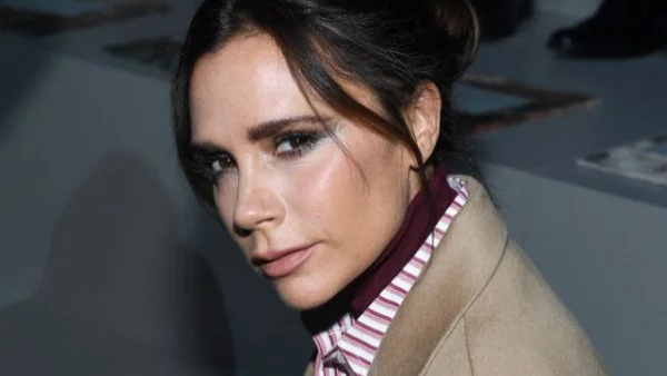 Виктория Бекъм заложи на минимализъм и за Есен/Зима 2018-2019