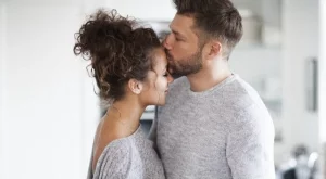 7 скучни битовизма, които доказват, че любовта ви е истинска