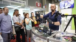 2018/02/13/0715002001518514872