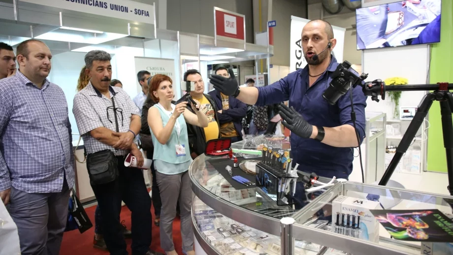 Високите технологии, които предизвикват революция в медицината – на изложение Булмедика/Булдентал