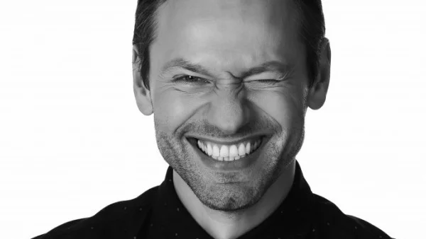 Мъж на прицел: Орлин Павлов специално за iWoman