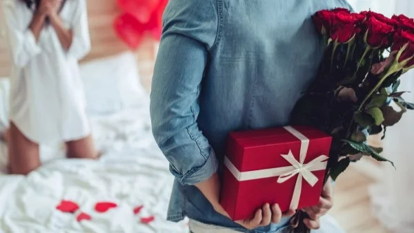 Как зодиите показват любовта си на Св. Валентин  