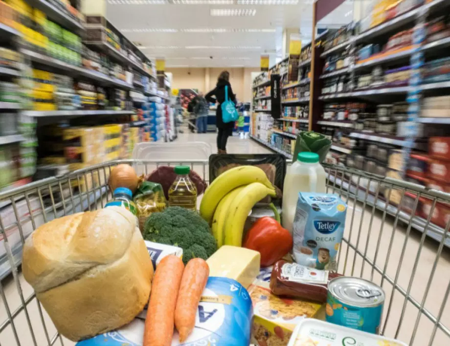 Мерки срещу инфлацията: РС Македония замрази цените на основните хранителни продукти (ВИДЕО)