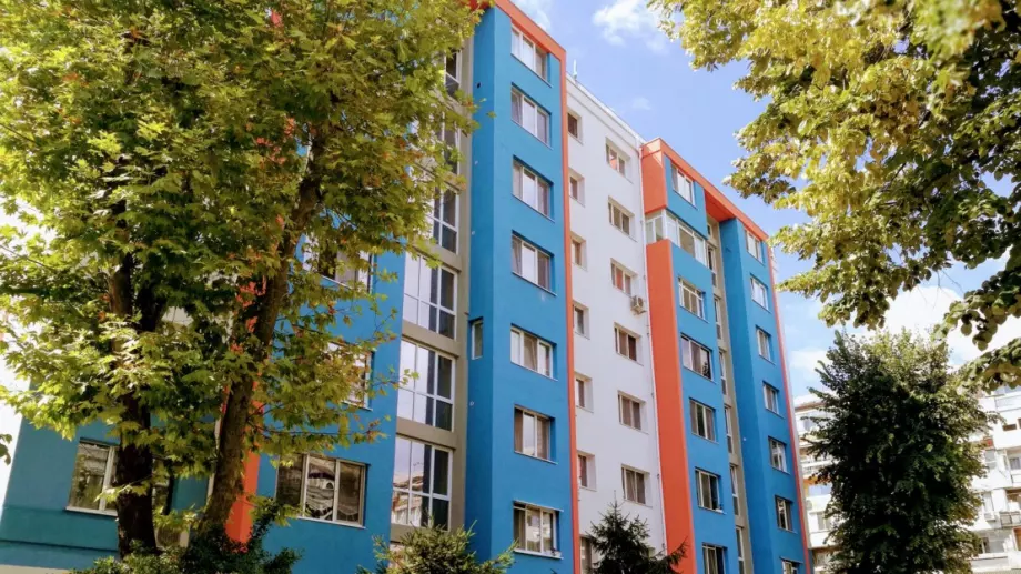 Новото саниране: Дават по-дълъг срок за безплатно саниране на жилища