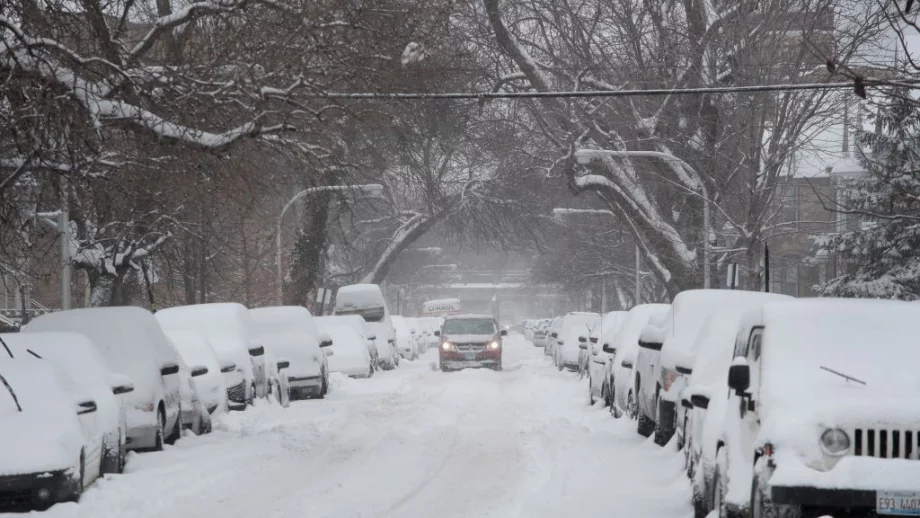 Без синя и зелена зона в София заради снега