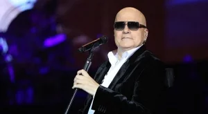 Слави Трифонов ще пее в в най-голямата зала в Европа  
