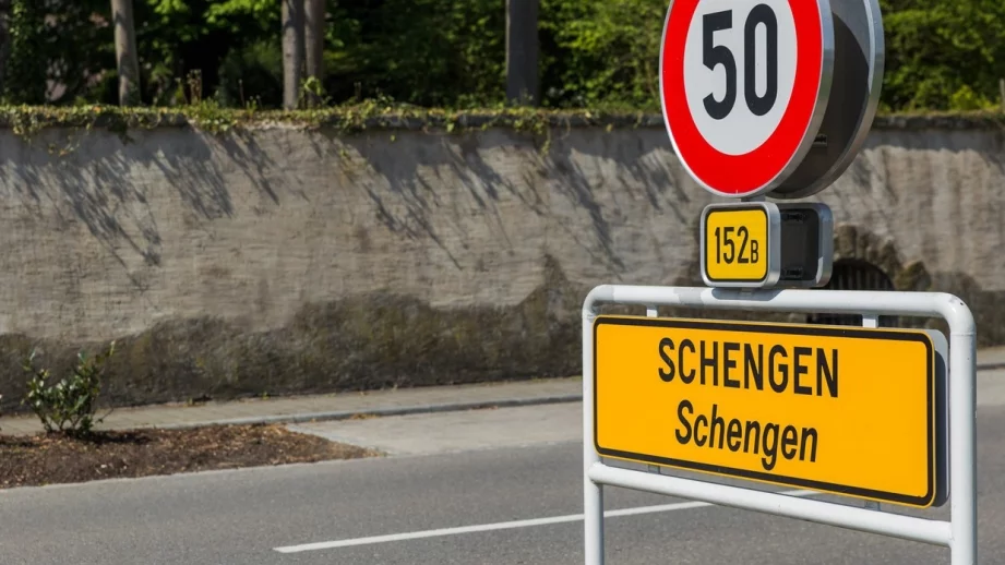 Вратите на Шенген остават затворени за България 