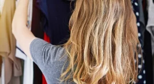 Дари стари дрехи, за да бъдат преобразени за добра кауза