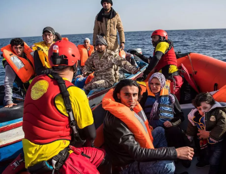 Турция спаси нелегални мигранти, изтласкани незаконно от Гърция 