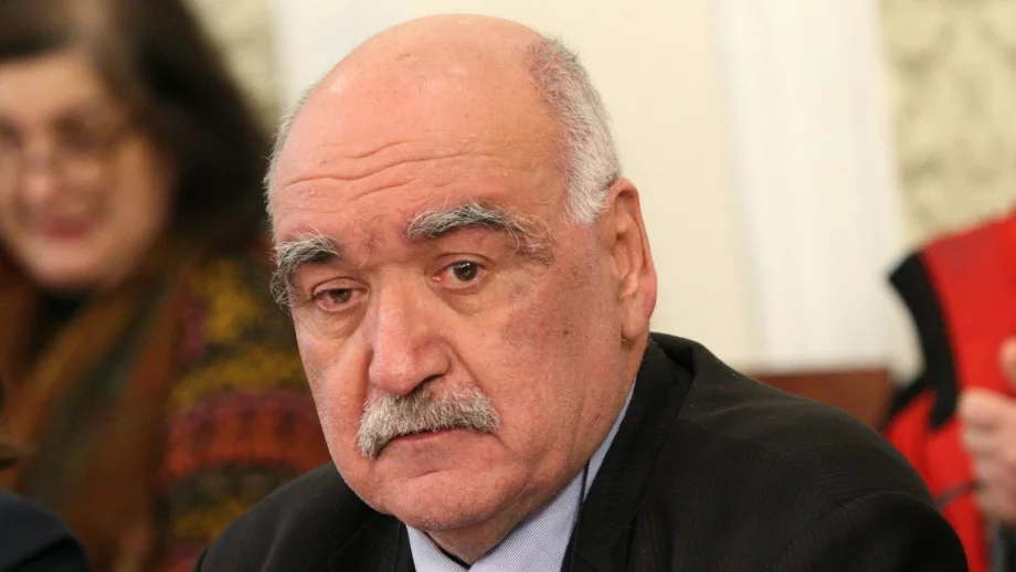 Управителят на Здравната каса Камен Плочев подаде оставка