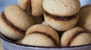 Слепени сладки с мармалад 