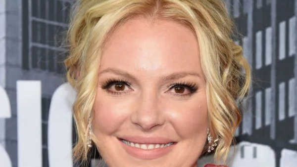 Катрин Хейгъл показа как е отслабнала след раждането (снимки)