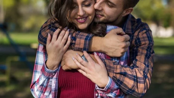 Тези зодии ще получат ГОЛЯМА новина през април