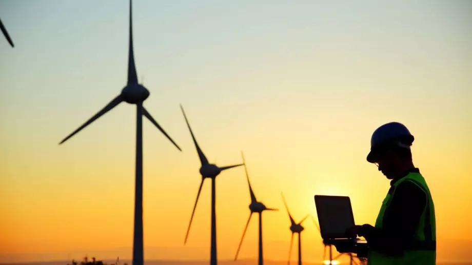 Експерти: Природният газ е задънена улица