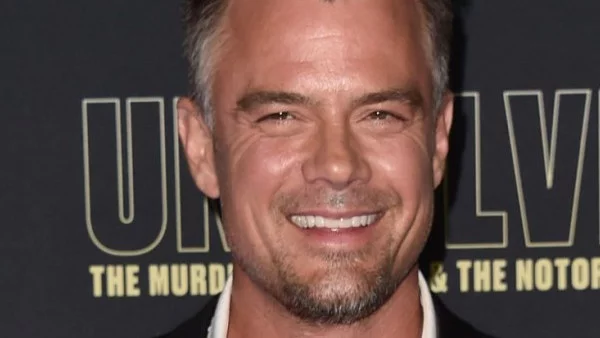 Джош Дюамел има нова жена до себе си (снимки)