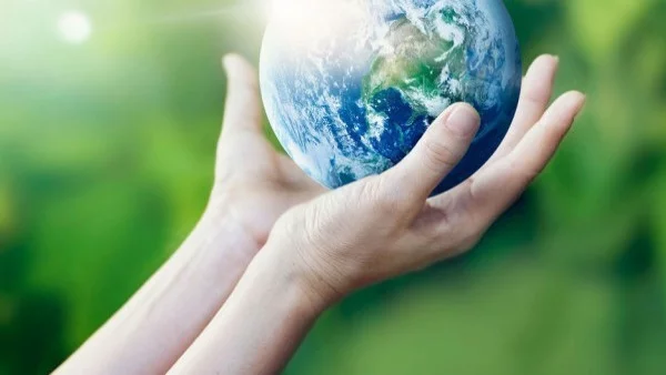 Първата българка, обиколила света