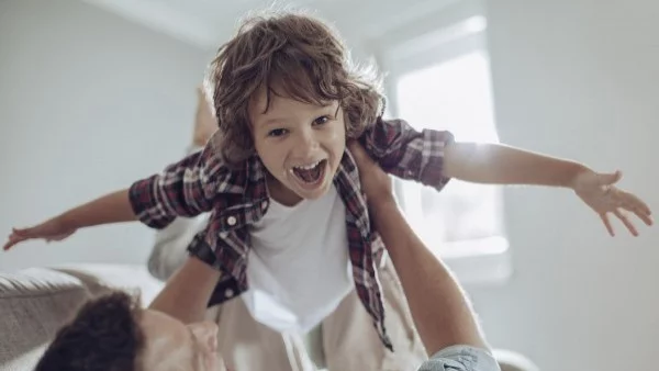 Мъжете от тези 3 зодии са  татковци "мечта"